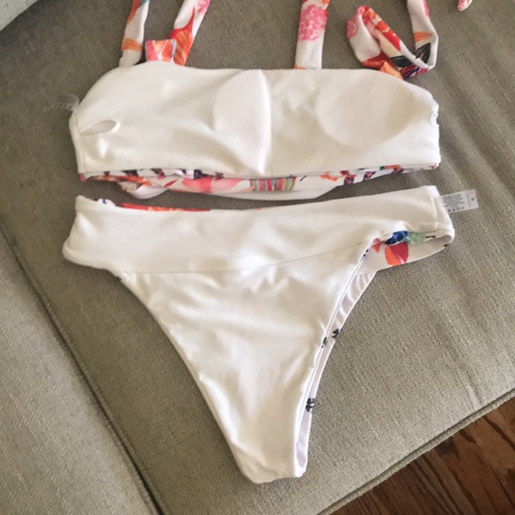 Bikini Set - Picture 4 of 4